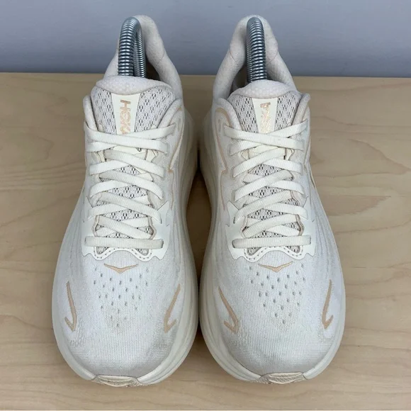 Hoka One One Women’s Size 6.5 B Clifton 10 Vanilla Birch Athletic Running Shoes - Picture 4 of 11